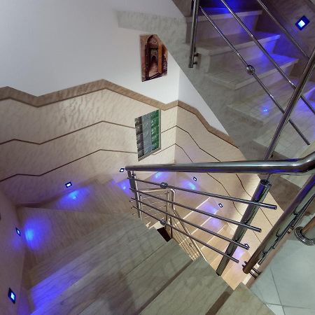 Hotel Castiya 음디크 외부 사진